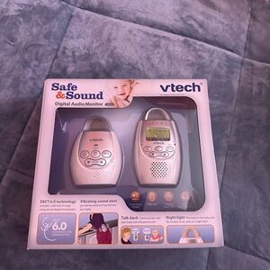 NWB - Vtech safe and sound digital audio monitor - DM221